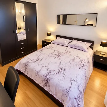 Appartement Direct Centre De Bordeaux, Aéroport, Gare Et Tramway Mérignac